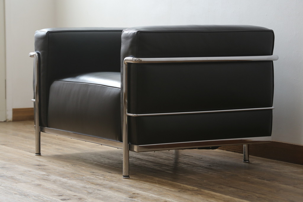 極美品中古　Cassina (Le Corbusier)(R-062545) 中古 美品 Cassina(カッシーナ) ル・コルビュジエ(Le Corbusier