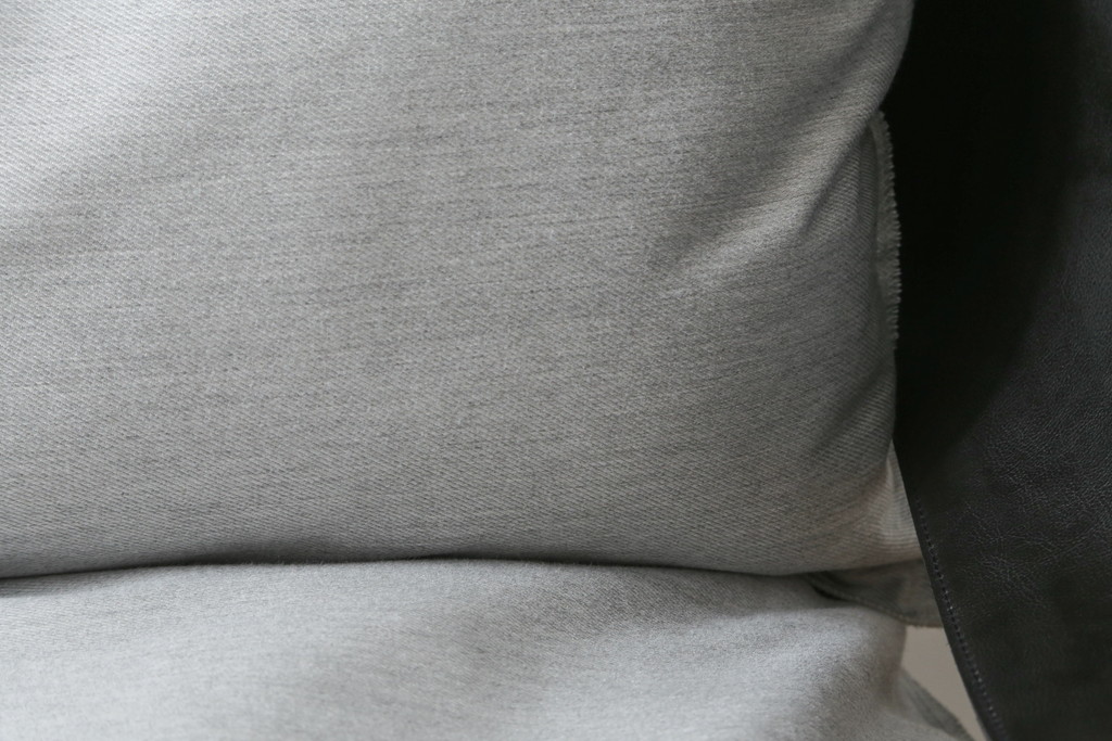 中古　アスプルンド(ASPLUND)取り扱い　emu(エミュー)　TERRAMARE(テラマーレ)　1P SOFA　シックでスタイリッシュなデザインが目を惹く1人掛けソファ(一人掛け、アームチェア、椅子、イス)(R-078580)