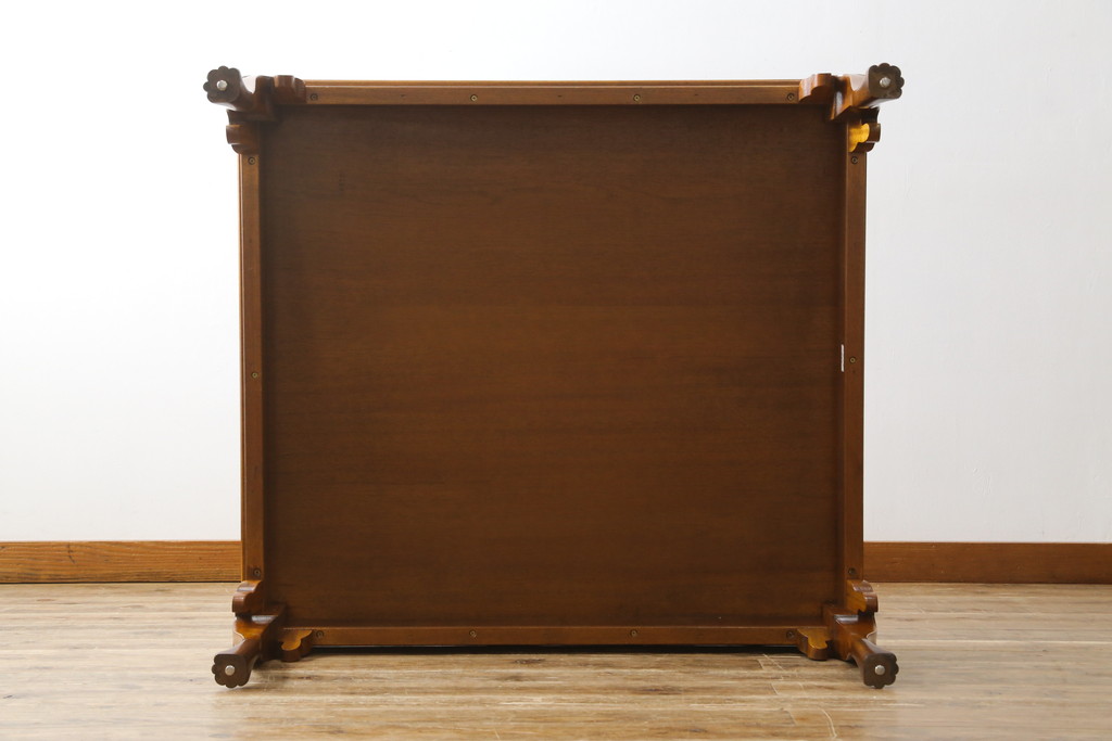 中古　美品　DREXEL HERITAGE(ドレクセルヘリテイジ)　なめらかな猫脚が目を惹くセンターテーブル(ローテーブル、リビングテーブル)(R-075665)