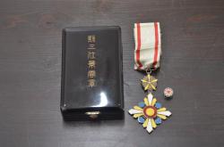【古美術買取】満州国　勲三位景雲章(略章、共箱、勲章、アンティーク)を買取りました。