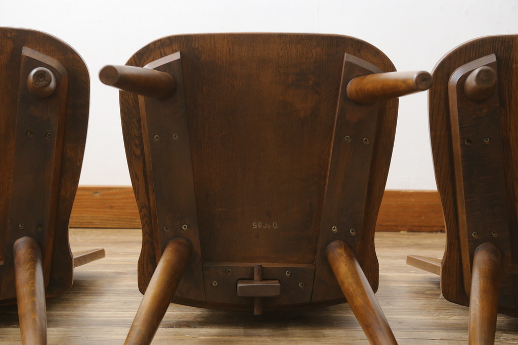 中古　希少な絶版品!!　カリモク家具(karimoku)　ルスティック(RUSTIC)　オーク材　カントリースタイルの空間づくりにおすすめなダイニングチェア3脚セット(板座チェア、椅子、イス、バラ売り可能)(R-075947)