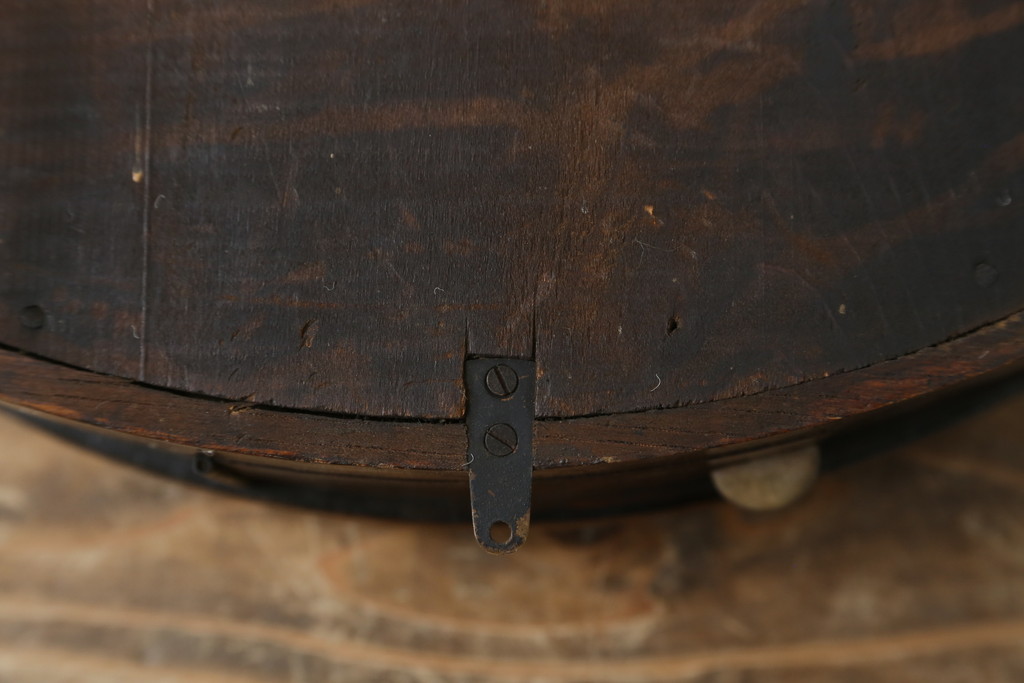 和製アンティーク　明治大正期　愛知県時計製造共同組合(AICHIKEN CLOCK-MAKERS' UNION'S MARK) シンプルな丸いフォルムのレトロな掛け時計(古時計、柱時計)(R-082071)