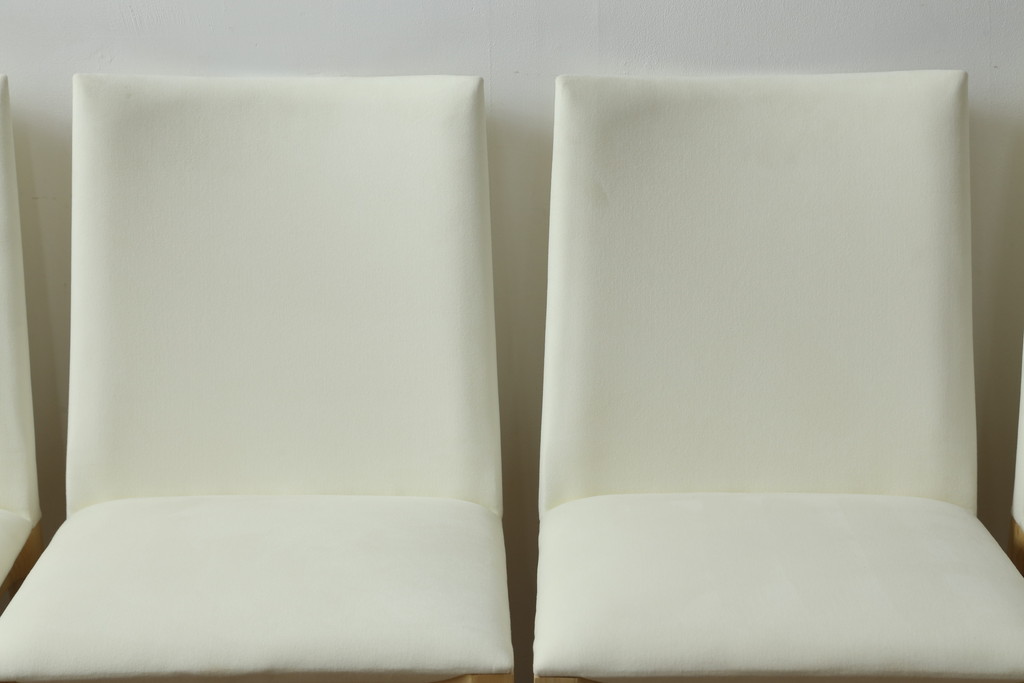 中古　短期展示品　Cassinaixc.(カッシーナイクスシー)　IXC. R&D(イクスシー.R&D)　LINE(ライン)　ウルトラスエード(ULTRASUEDE)　Eランク　シンプルですっきりとした佇まいが魅力のダイニングチェア6脚セット(椅子、イス、アームレスチェア、店舗什器)(定価6脚で約46万2千円)(R-069800)
