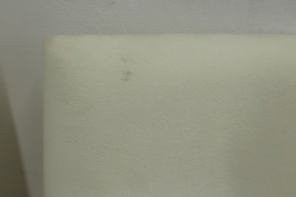 中古　短期展示品　Cassinaixc.(カッシーナイクスシー)　IXC. R&D(イクスシー.R&D)　LINE(ライン)　ウルトラスエード(ULTRASUEDE)　Eランク　シンプルですっきりとした佇まいが魅力のダイニングチェア6脚セット(椅子、イス、アームレスチェア、店舗什器)(定価6脚で約46万2千円)(R-069800)