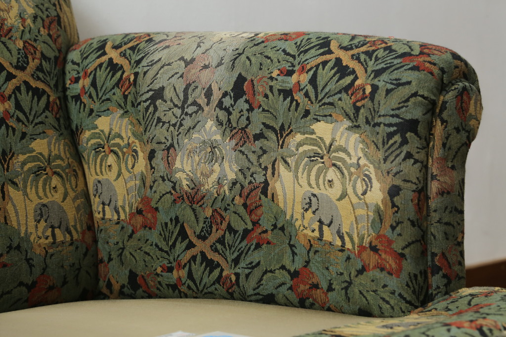 中古　美品　DREXEL HERITAGE(ドレクセルヘリテイジ)　個性の光るファブリックがステキな1人掛けソファ(一人掛けソファ、アームチェア)(R-057055)