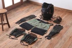 【古美術買取】面頬・甲冑(武具・鎧・面具)(骨董)を買取りました。
