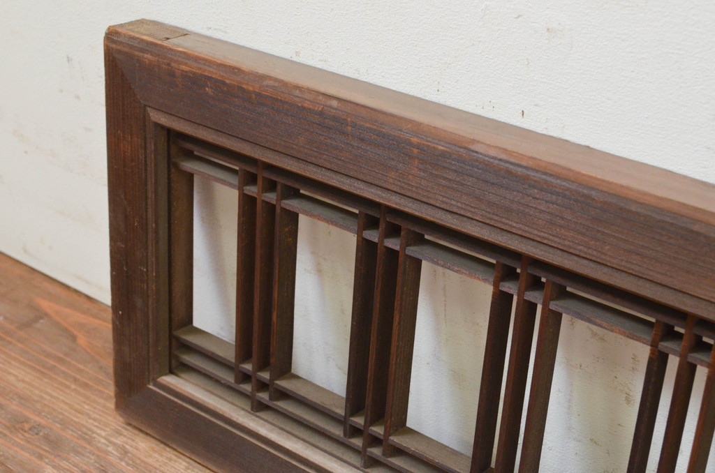 アンティーク建具　和モダンテイストのお部屋作りにおすすめな組子欄間1枚(明り取り、明かり取り、格子、筬、オサランマ)(R-069302)