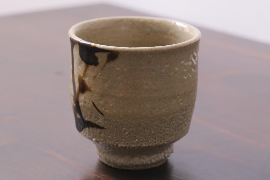 中古　人間国宝　濱田庄司(浜田庄司)　湯呑　共箱付き(湯のみ)(R-038049)