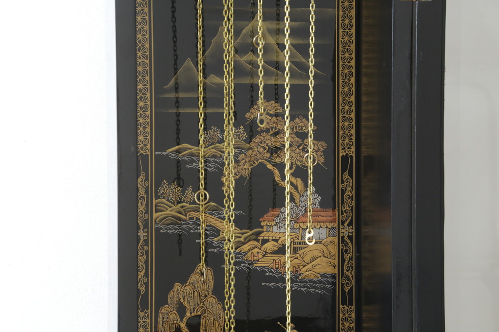 中古　高級品!!　オリエンタルデザイン　ドイツ製ムーブメント　黒塗りに金蒔絵風の絵柄が美しいホールクロック(時計台、振り子時計、ディスプレイ)(R-082944)