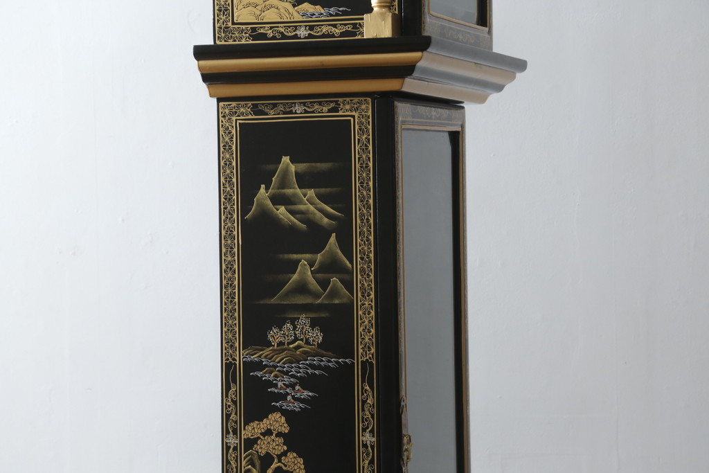 中古　高級品!!　オリエンタルデザイン　ドイツ製ムーブメント　黒塗りに金蒔絵風の絵柄が美しいホールクロック(時計台、振り子時計、ディスプレイ)(R-082944)