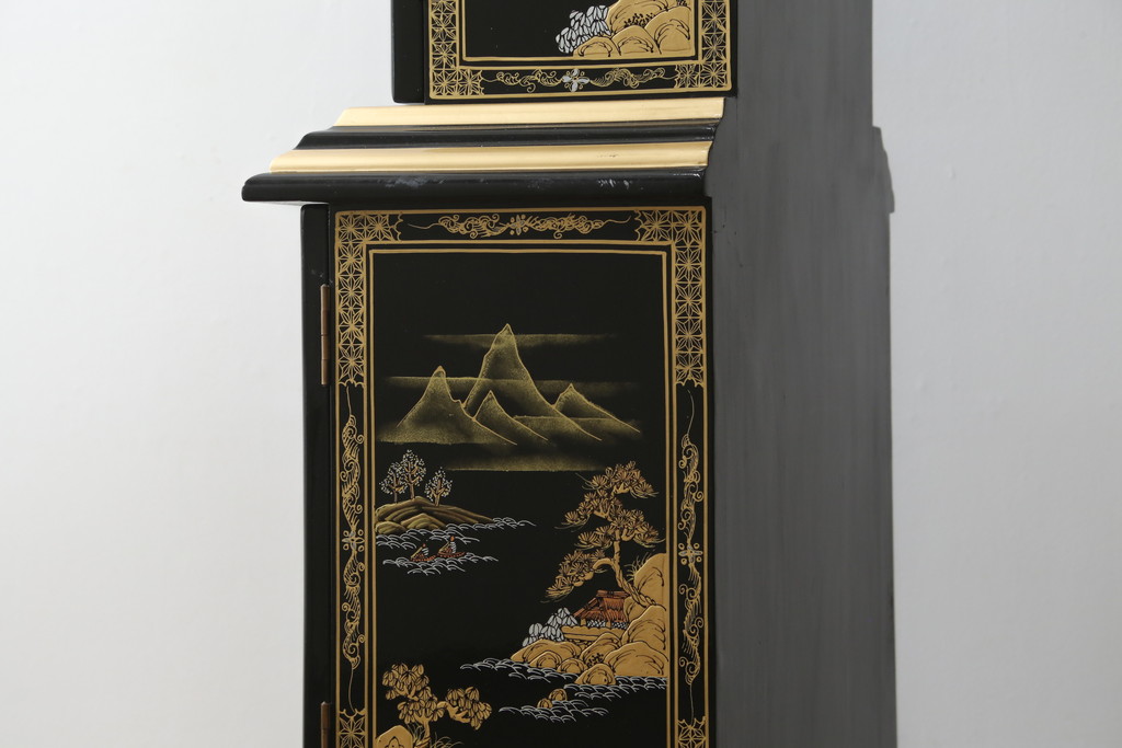 中古　高級品!!　オリエンタルデザイン　ドイツ製ムーブメント　黒塗りに金蒔絵風の絵柄が美しいホールクロック(時計台、振り子時計、ディスプレイ)(R-082944)