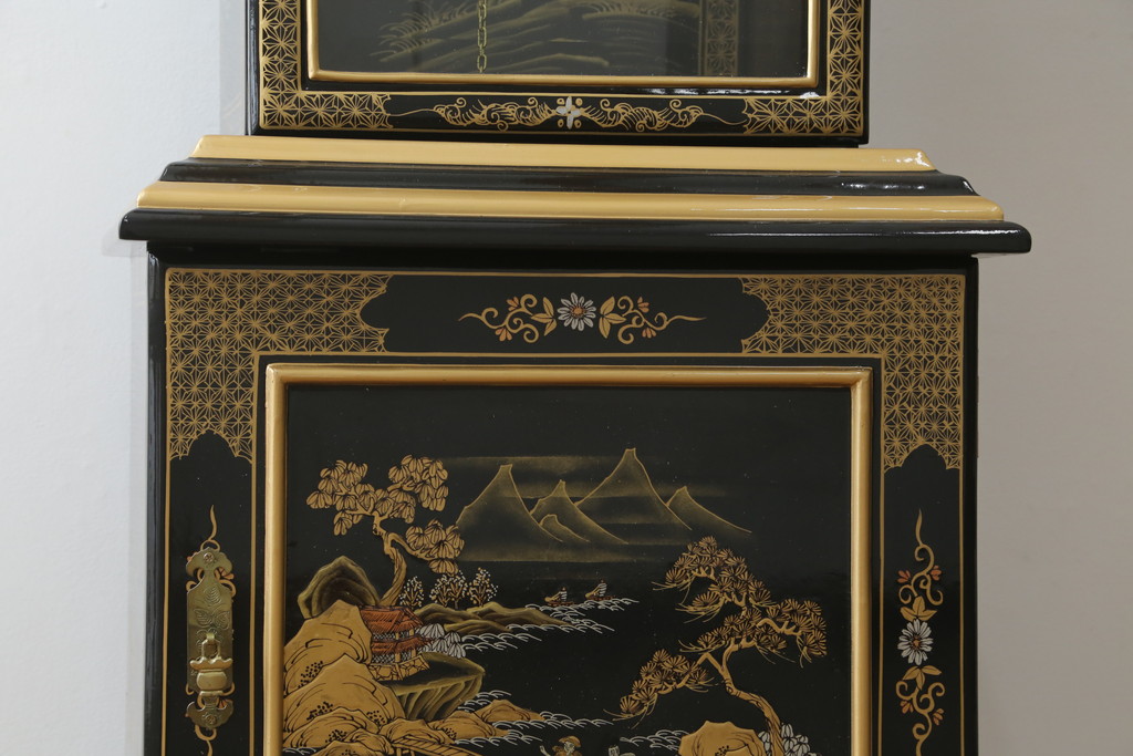 中古　高級品!!　オリエンタルデザイン　ドイツ製ムーブメント　黒塗りに金蒔絵風の絵柄が美しいホールクロック(時計台、振り子時計、ディスプレイ)(R-082944)