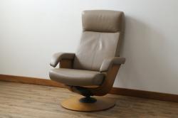 中古　カリモク家具(karimoku)　ザ・ファースト(THE FIRST)　RU71　上質なくつろぎの時間を演出するリクライニングチェア(リクライニングソファ、リクライナー、アームチェア、回転チェア、1人掛け、一人掛け)(R-075773)