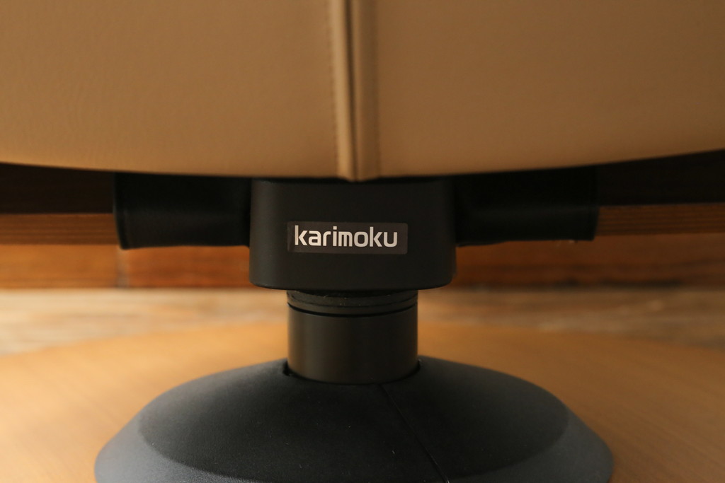 中古　カリモク家具(karimoku)　ザ・ファースト(THE FIRST)　RU71　上質なくつろぎの時間を演出するリクライニングチェア(リクライニングソファ、リクライナー、アームチェア、回転チェア、1人掛け、一人掛け)(R-075773)