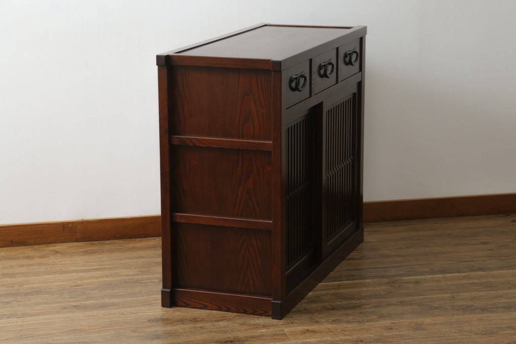 中古　美品　上質な和の空間を演出する水屋箪笥サイドボード(サイドキャビネット、収納棚、戸棚、食器棚、茶箪笥)(R-071603)