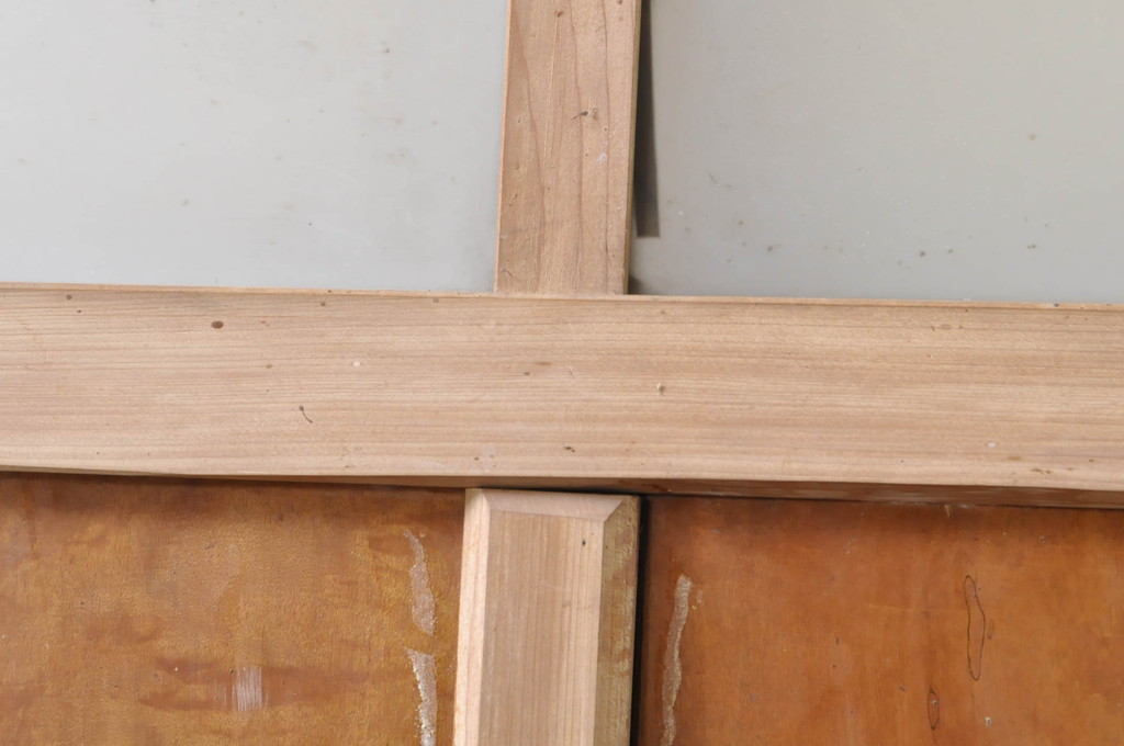 アンティーク建具　腰板楓(カエデ)材一枚板　どこか懐かしい雰囲気漂うドア1枚(木製扉)(R-069035)