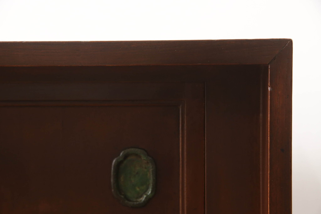 和製アンティーク　明治大正期　螺鈿(ラデン)　漆塗り　味わい深い朱塗りの色合いが上質な和の空間を演出する飾り棚(茶棚、茶箪笥、収納棚、戸棚、サイドキャビネット、サイドボード)(R-062499)