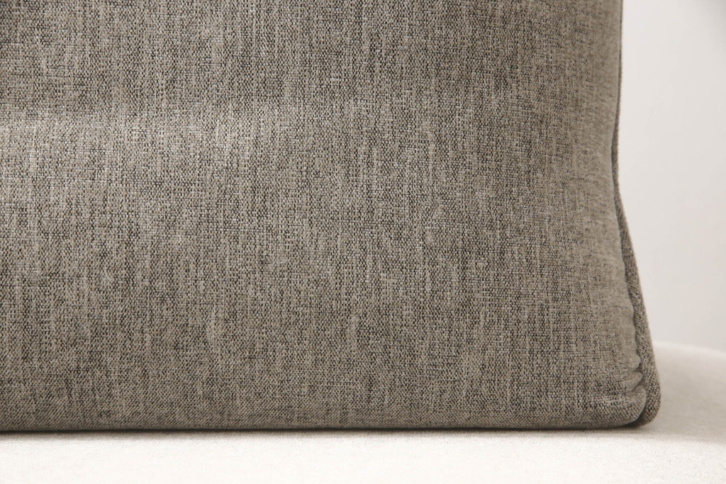 中古　短期使用のため極美品!!　リーン・ロゼ(ligne roset)　ROSETPRADO(ロゼプラド)　2PS　モダンデザインがお洒落な2人掛けソファ(リーンロゼ、二人掛け、デイベッド、ソファベッド)(R-066423)