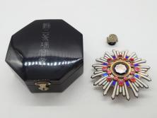【古美術買取】勲二等瑞宝章　勲章&略綬揃(アンティーク)を買取りました。