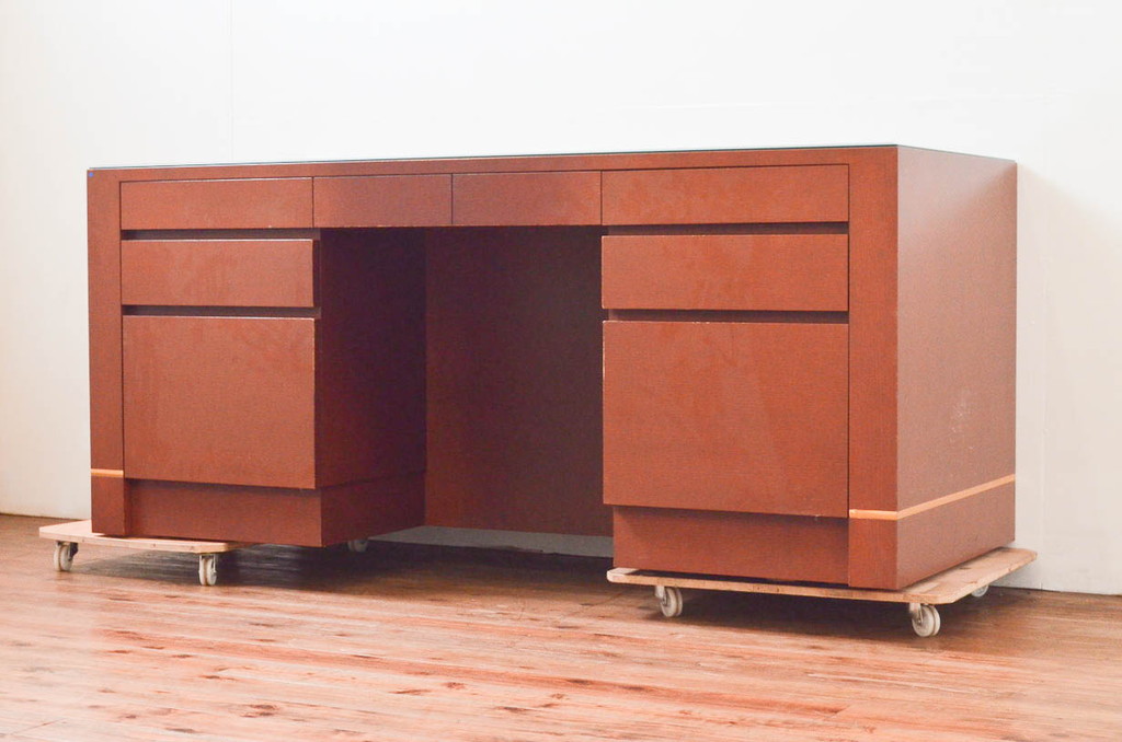 中古　オーダー家具　重厚な佇まいが魅力的な両袖デスク(机、ワークデスク、在宅用、在宅ワーク用)(定価約70万円)(R-074238)