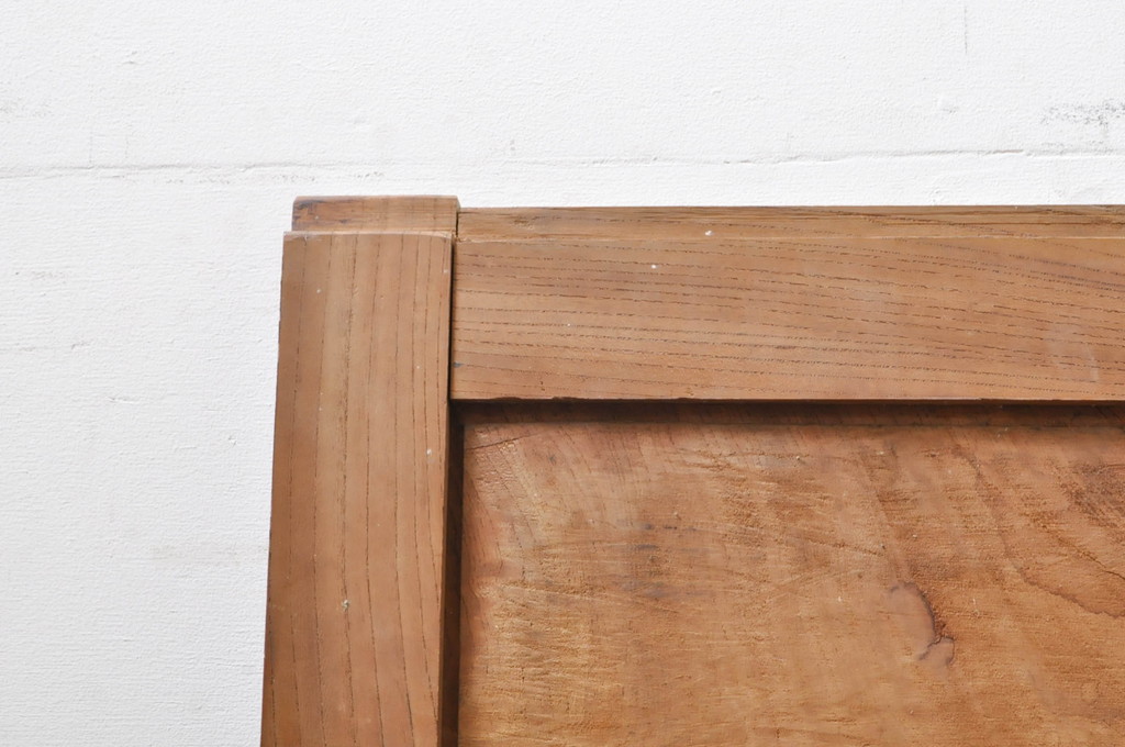 アンティーク建具　総欅(ケヤキ)材一枚板　経年を感じさせる木味が魅力の板戸窓2枚セット(引き戸)(R-068261)