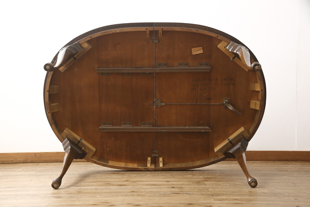 中古　DREXEL HERITAGE(ドレクセルヘリテイジ)　マホガニー材　品のある佇まいが美しいダイニングテーブル(エクステンションテーブル)(R-057186)