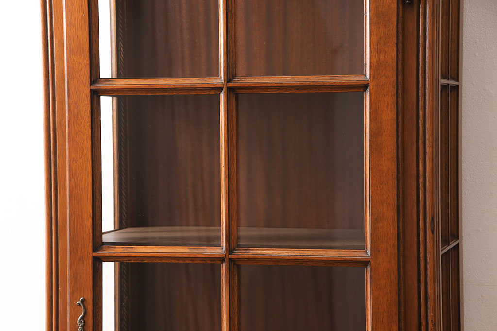 アメリカビンテージ　マホガニー材　クラシカルなデザインが上質な空間づくりにぴったりなキャビネット(キュリオケース、ガラスケース、飾り棚、ヴィンテージ)(R-052432)