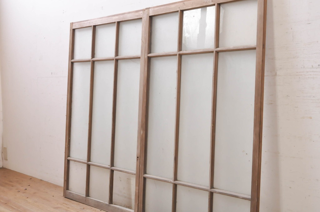 アンティーク建具　大正ロマン　どこか懐かしい雰囲気漂うガラス窓2枚セット(引き戸、ガラス戸)(R-068326)