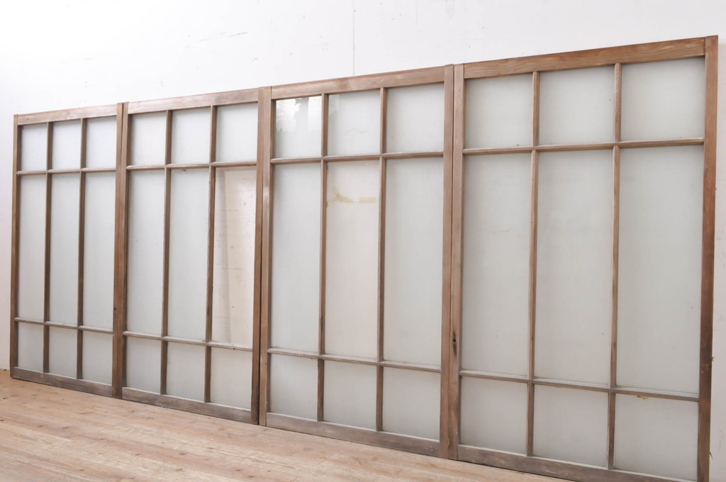 アンティーク建具　大正ロマン　どこか懐かしい雰囲気漂うガラス窓4枚セット(引き戸、ガラス戸)(R-068327)