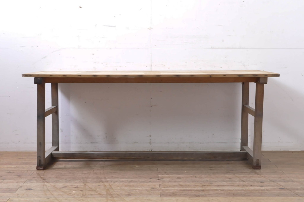 和製ビンテージ　レトロな雰囲気を醸し出す素朴な作業台(ダイニングテーブル、食卓、4人掛け、6人掛け、ヴィンテージ)(R-066834)