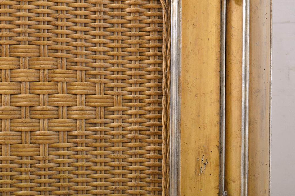 中古　美品　MAITLAND-SMITH(メートランドスミス)　籐編みデザインが目を惹くヨーロピアンなサーバー(ワインラック、サイドボード、サービス台、収納棚、戸棚、サイドキャビネット)(定価約140万円)(R-061999)