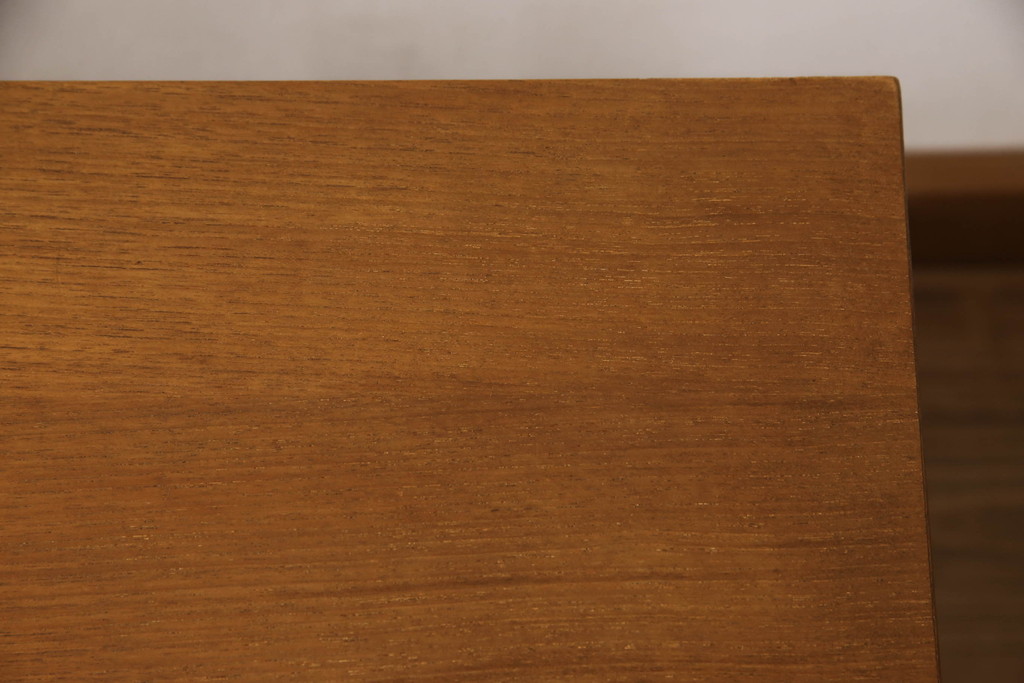 イギリスヴィンテージ　激レア!　G-PLAN(ジープラン)　Fresco(フレスコ)　北欧スタイルにおすすめのチーク材製テレビボード(テレビ台、サイドキャビネット、ビンテージ)(R-050142)