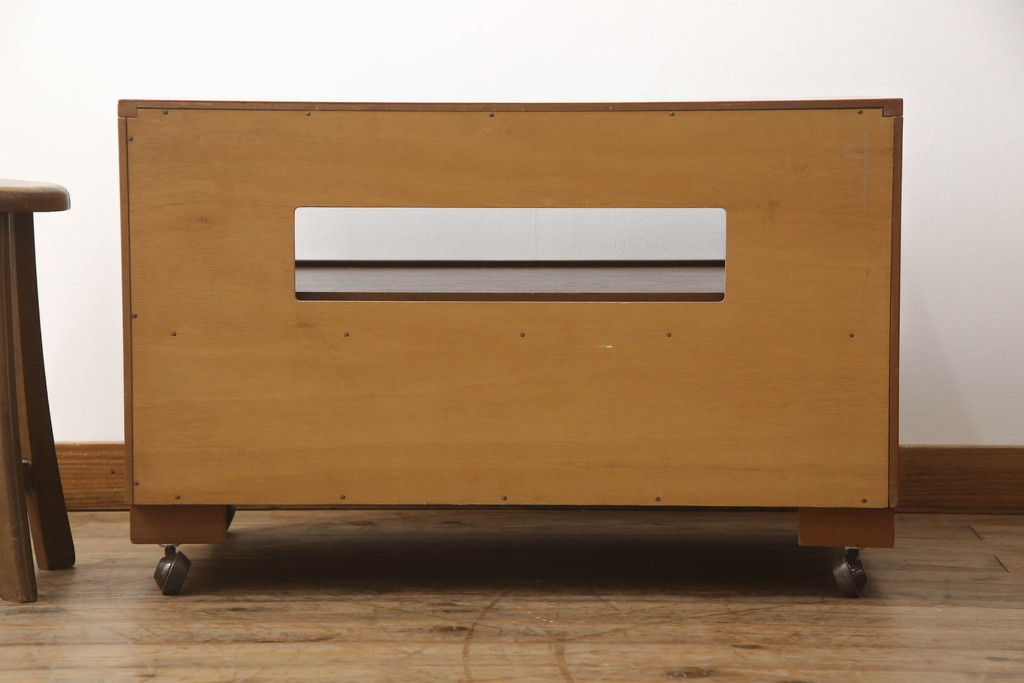 イギリスヴィンテージ　激レア!　G-PLAN(ジープラン)　Fresco(フレスコ)　北欧スタイルにおすすめのチーク材製テレビボード(テレビ台、サイドキャビネット、ビンテージ)(R-050142)