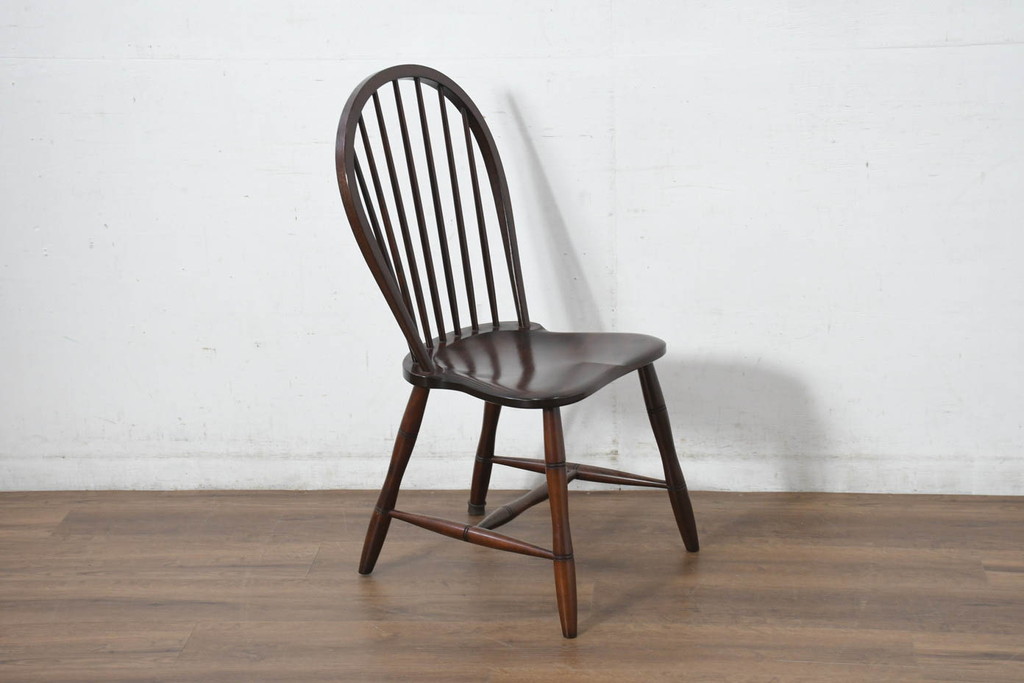 中古　超美品　松本民芸家具　シックな佇まいが魅力的な#72型・リーチチェア(ダイニングチェア、ウィンザーチェア、板座チェア、椅子、ウインザーチェア)(定価約98000円)(R-082684)