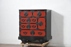 中古　美品　岩谷堂箪笥　美しい朱色の漆塗りが施された小振りな車箪笥(小箪笥、チェスト、引き出し、民芸家具、収納箪笥)(R-082673)