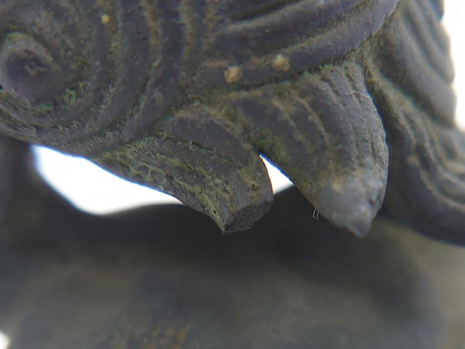 古玩　古銅　香炉　意匠を凝らした彫刻が見事な獅子2体(大、小)(置物、ディスプレイ、仏具、中国?)(R-062139)