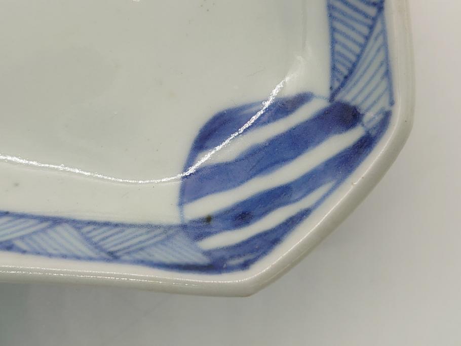 古伊万里 染付 丸紋 隅切り 5.3寸 約16cm 食卓を爽やかに彩る正 古伊万里 染付 丸紋 隅切り 5.3寸 約16cm 食卓を爽やかに彩る正
