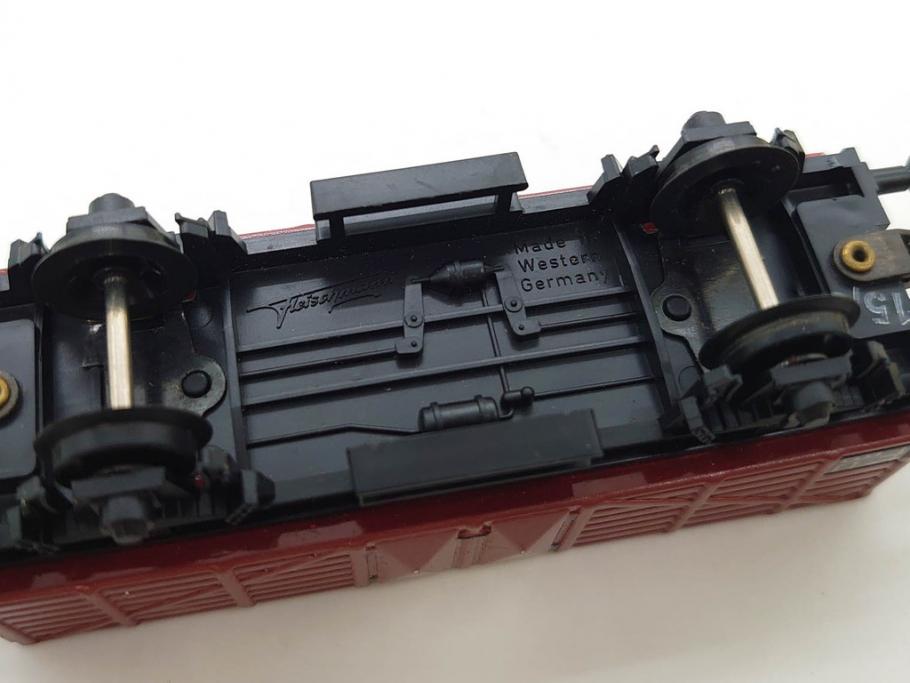 ドイツ　FLEISCHMANN　フライシュマン　HOゲージ　機関車　貨車　鉄道模型　線路などセット(SHELL、SEEFISCHE、レール、おもちゃ、オモチャ、玩具、箱付き)(R-083067)