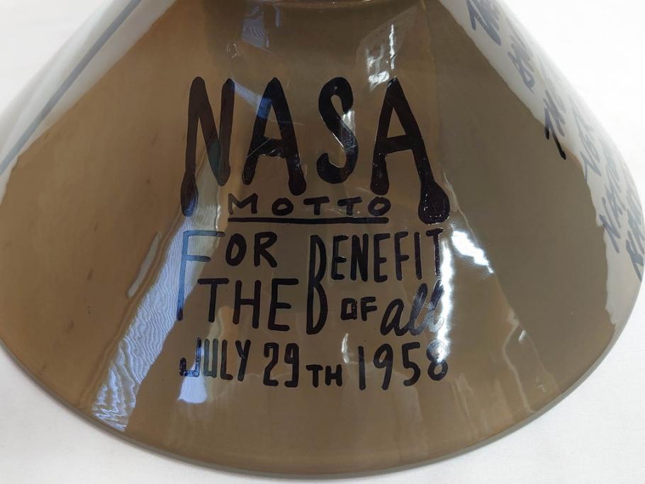 ビンテージ　アメリカ　Architectural Pottery(アーキテクチュラル・ポテリー)　NASA　サイン　プランター(ポタリー、フラワーベース、ガーデンポット、鉢カバー、植木鉢、ディスプレイ)(R-083069)