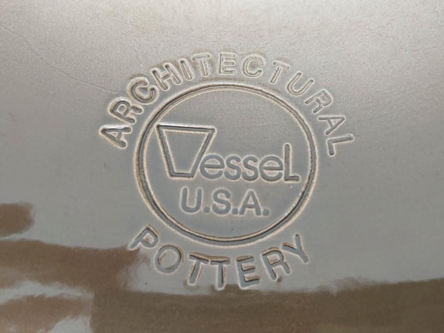 ビンテージ　アメリカ　Architectural Pottery(アーキテクチュラル・ポテリー)　NASA　サイン　プランター(ポタリー、フラワーベース、ガーデンポット、鉢カバー、植木鉢、ディスプレイ)(R-083069)