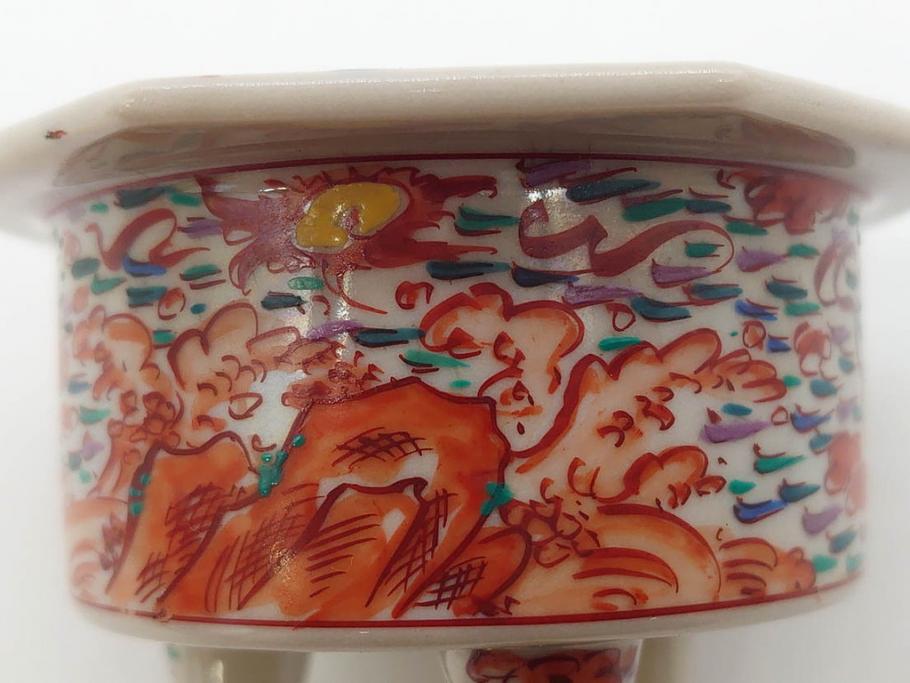 時代物　九谷焼　赤絵　福銘　龍図　細かな意匠が感じられる豪華な絵付けの三足香炉(三つ足、仏具、茶道具)(R-083074)
