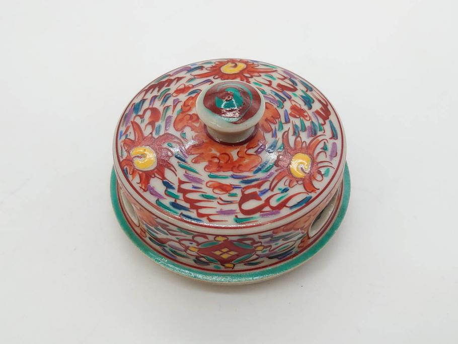 時代物　九谷焼　赤絵　福銘　龍図　細かな意匠が感じられる豪華な絵付けの三足香炉(三つ足、仏具、茶道具)(R-083074)
