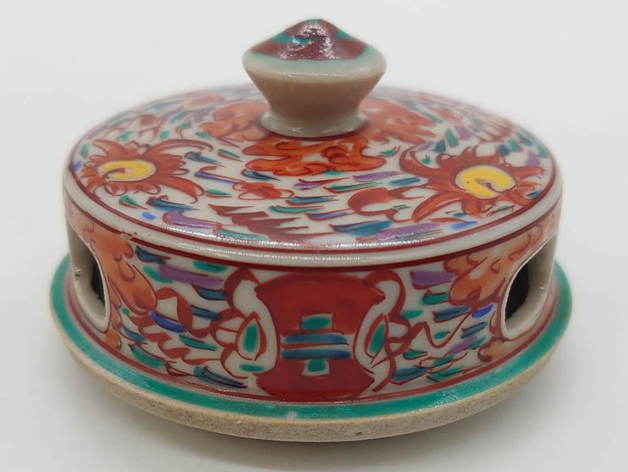 時代物　九谷焼　赤絵　福銘　龍図　細かな意匠が感じられる豪華な絵付けの三足香炉(三つ足、仏具、茶道具)(R-083074)