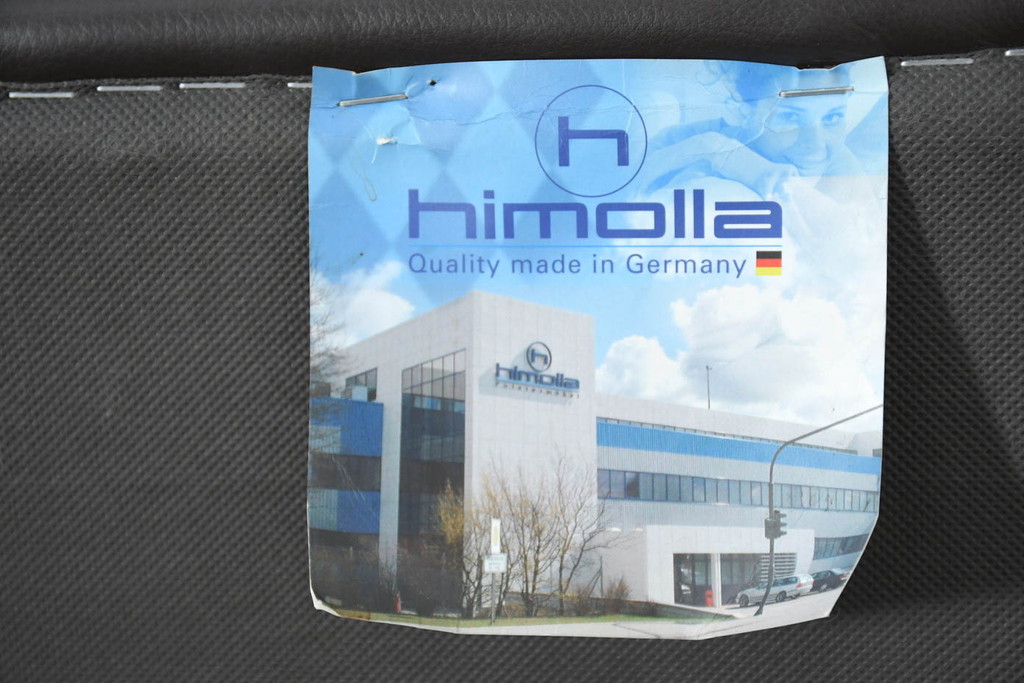 中古　ドイツ　IDC大塚家具取り扱い　himolla(ヒモラ)　model.9883　ゼロストレス　本革(レザー)　洗練された空間を演出するリクライニングチェアとオットマンのセット(アームチェア、椅子、一人掛けソファ、1Pソファ、フットスツール、ラウンジチェア)(定価約22万円)(R-082703)