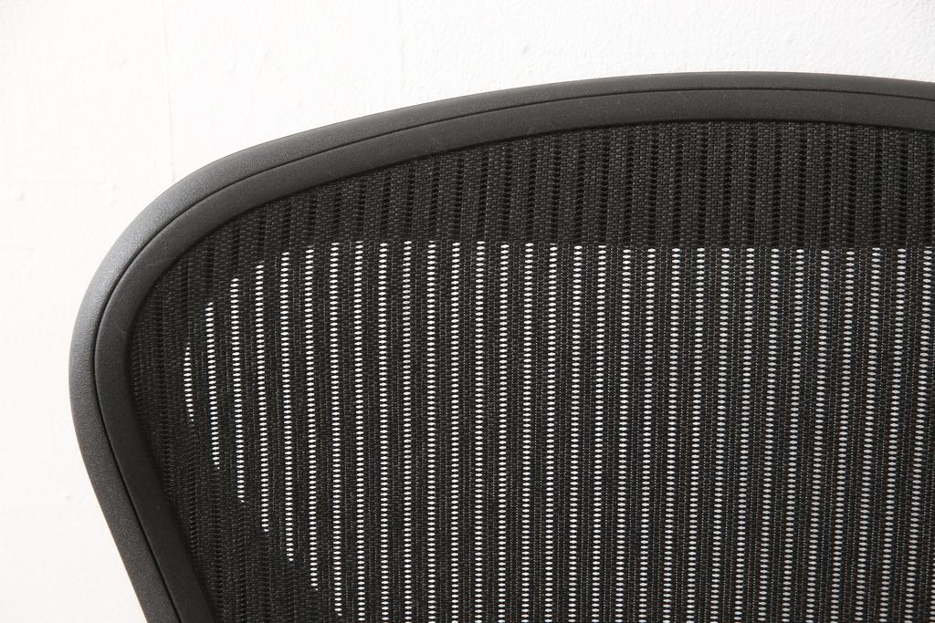 中古　美品　Hermanmiller(ハーマンミラー社)　ランバーサポート　Bサイズ　座り心地を追求したアーロンチェア(オフィスチェア、アームチェア、ワークチェア)(R-058228)