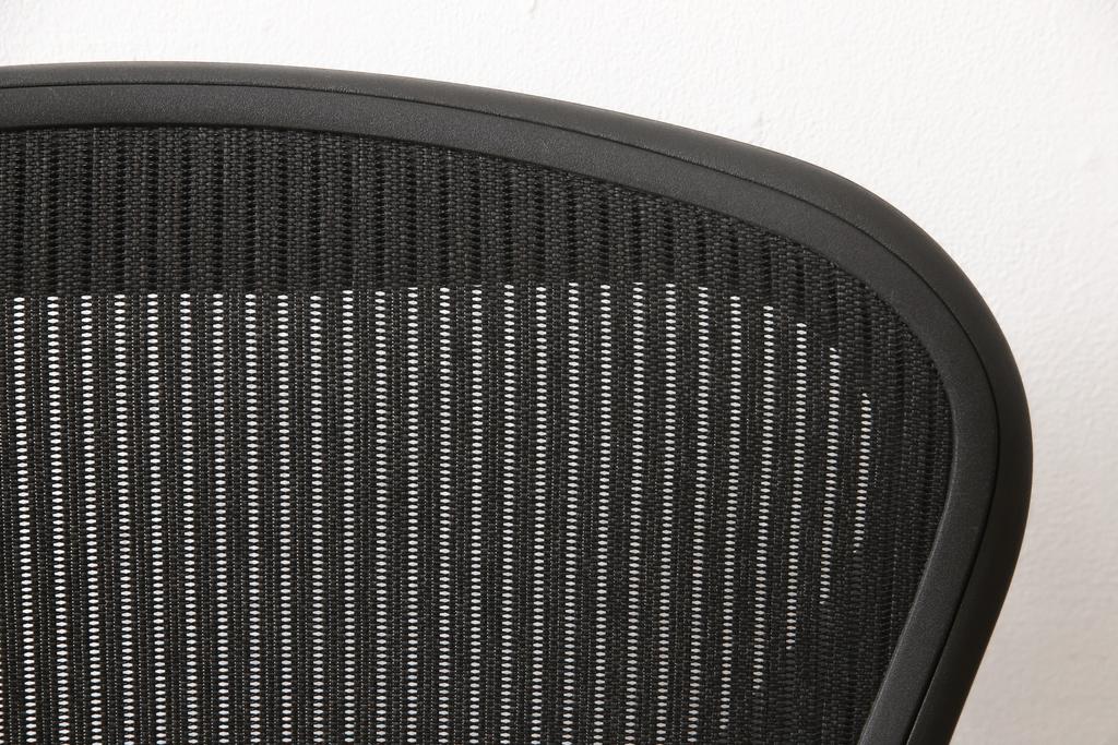 中古　美品　Hermanmiller(ハーマンミラー社)　ランバーサポート　Bサイズ　座り心地を追求したアーロンチェア(オフィスチェア、アームチェア、ワークチェア)(R-058228)