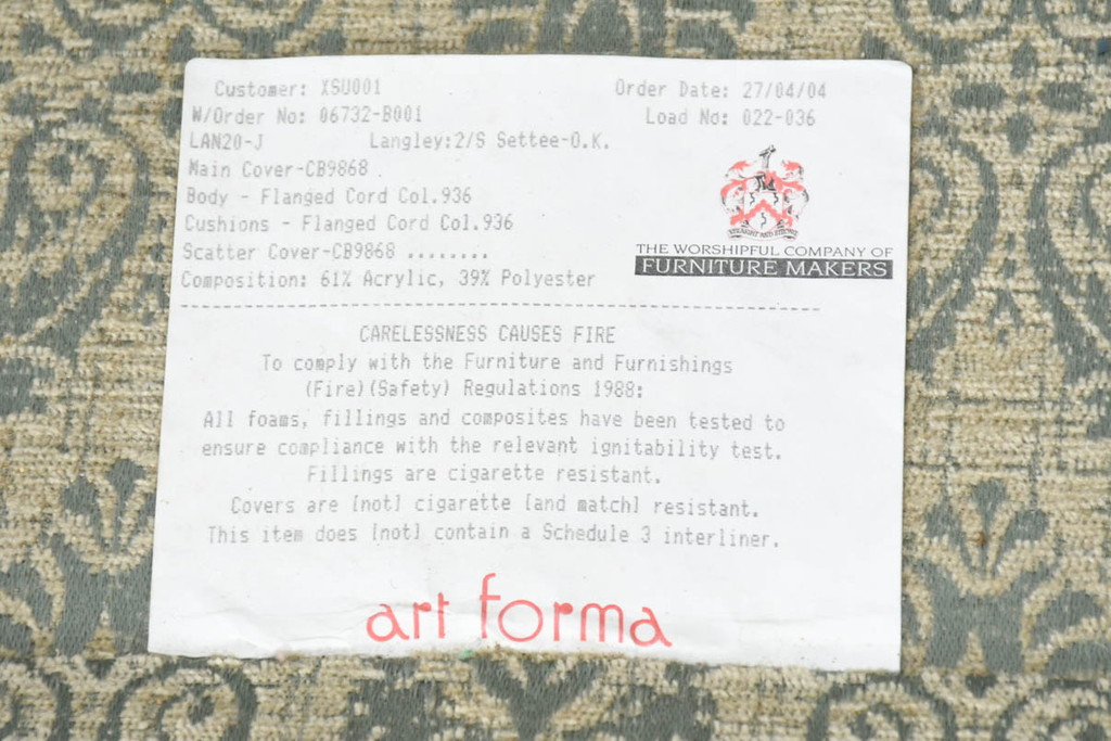 中古　美品!!　イギリス　高級品!!　英国高級家具ブランド　Art forma(アートフォーマ)　キャスター付き!上品なファブリックが魅力的な2人掛けソファ(ラブソファ、二人掛け、2P、英国)(定価約50万円)(R-082706)