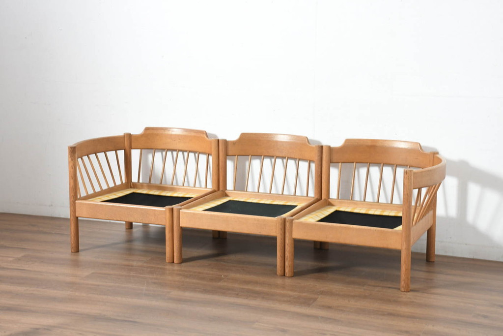 和製ビンテージ　希少デザイン　高島屋デパート別注品　北欧デザイン　ナラ材　美し曲線の背もたれのモジュール式3人掛けソファ(3P、三人掛け、リビングチェア、トリプルソファ、アームソファ、ヴィンテージ)(R-082711)