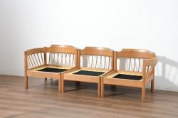 ビンテージ家具　シックにもレトロにも合うヴィンテージ2人掛けソファ(二人掛け、ラブソファ)(R-037770)