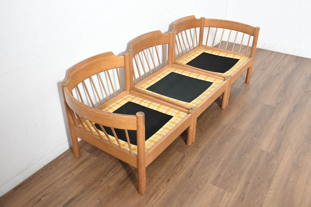 和製ビンテージ　希少デザイン　高島屋デパート別注品　北欧デザイン　ナラ材　美し曲線の背もたれのモジュール式3人掛けソファ(3P、三人掛け、リビングチェア、トリプルソファ、アームソファ、ヴィンテージ)(R-082711)